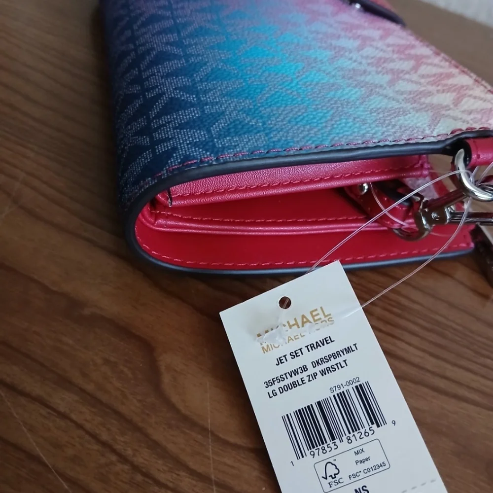 Nwt Michael Kors Jet Set Large Ombré Signature Logo Wristlet - Picture 4 of 4